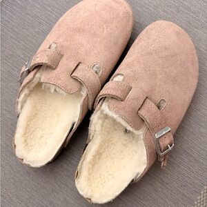 Birkenstock Women's Boston Shearling Clogs size 7/7.5